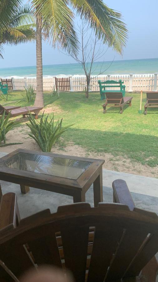 Pearl Oceanic Resort - Trincomalee Exterior photo