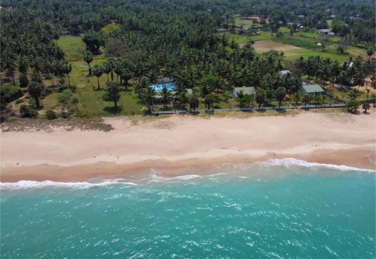 Pearl Oceanic Resort - Trincomalee Exterior photo