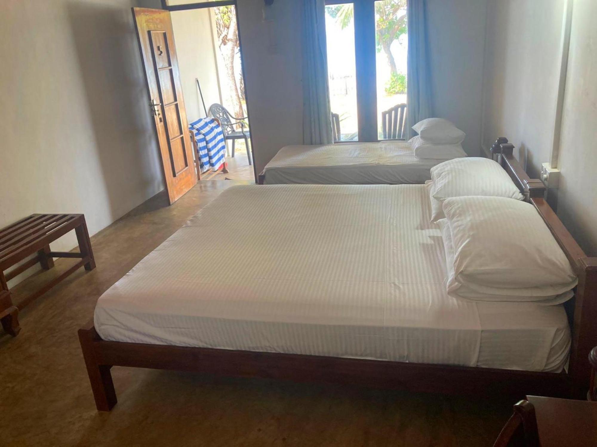 Pearl Oceanic Resort - Trincomalee Exterior photo